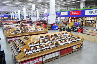 升級改造后全新亮相的山姆深圳福田店給會員帶來更舒適的購物體驗以及煥然一新的形象感受。